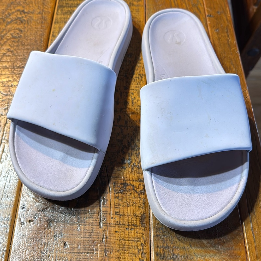 Lululemon Restfeel lavender Slide Shoes  Size 10 Womens